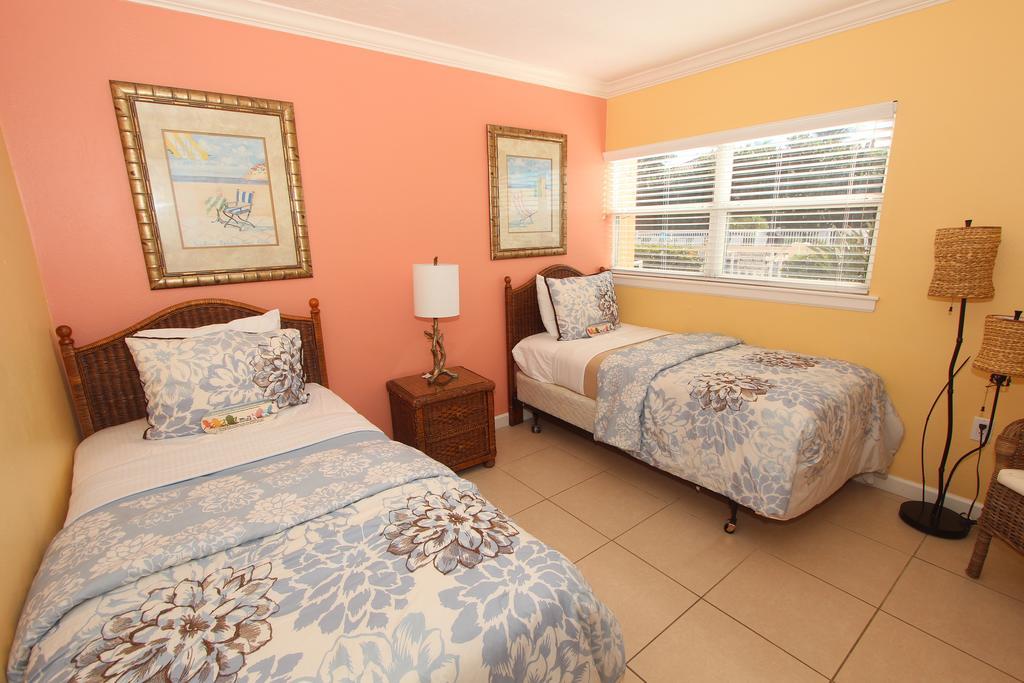 Silver Sands Gulf Beach Resort By Rva Longboat Key Room photo